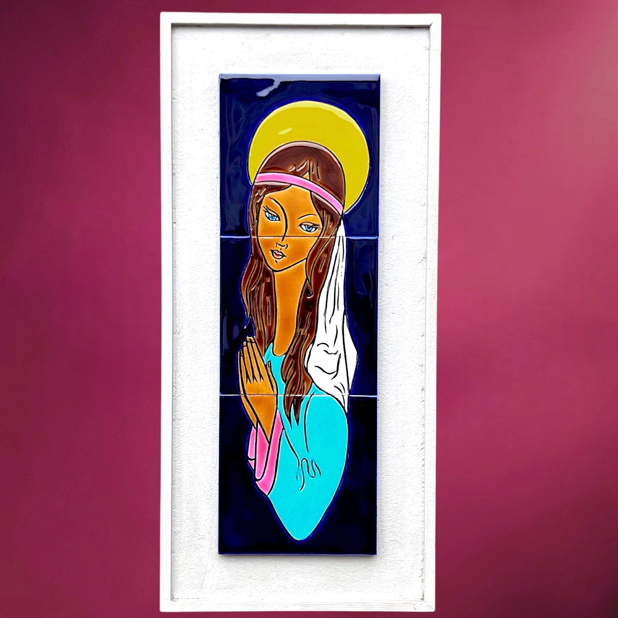 Plaque Murale Vierge en Céramique Émaillée Cadre Bois Peint – Années 60 70