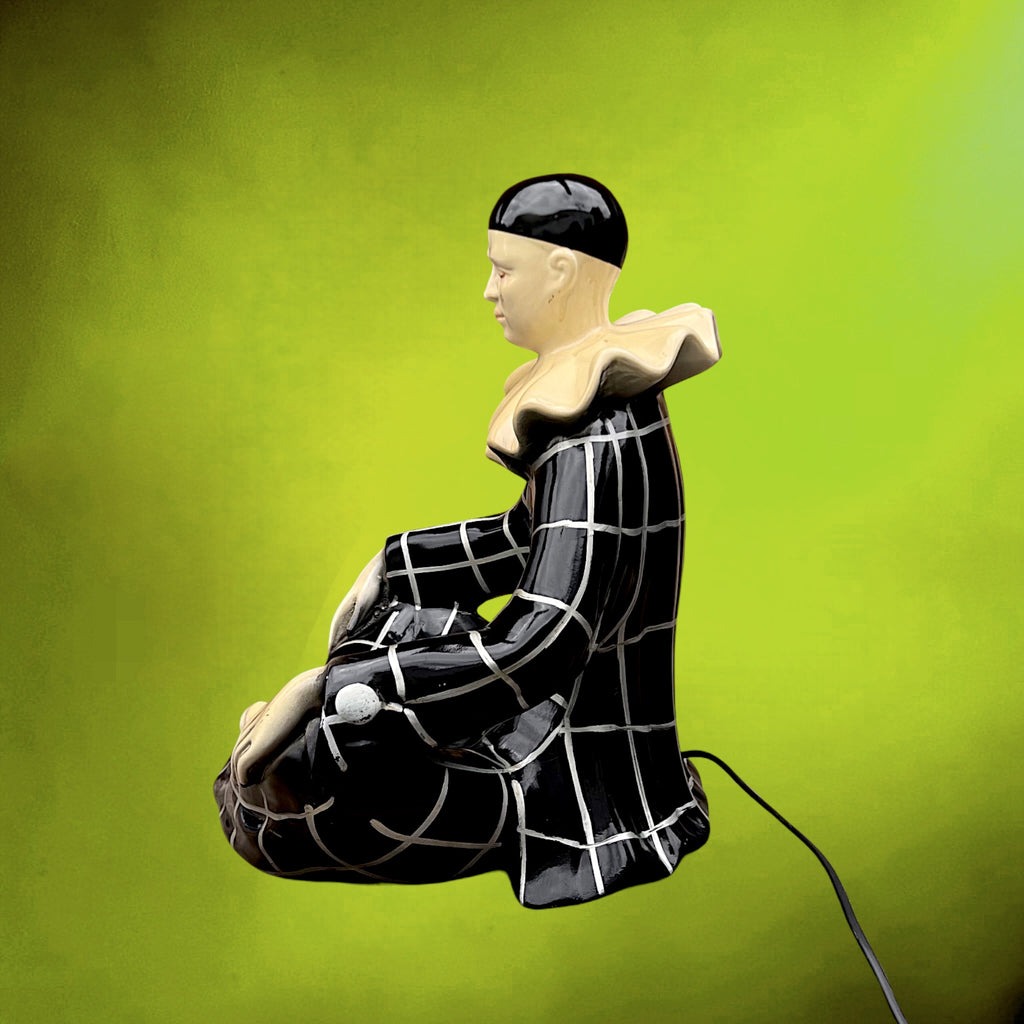 Lampe Pierrot Arlequin Ancienne en Résine Noir et Blanc – Années 70