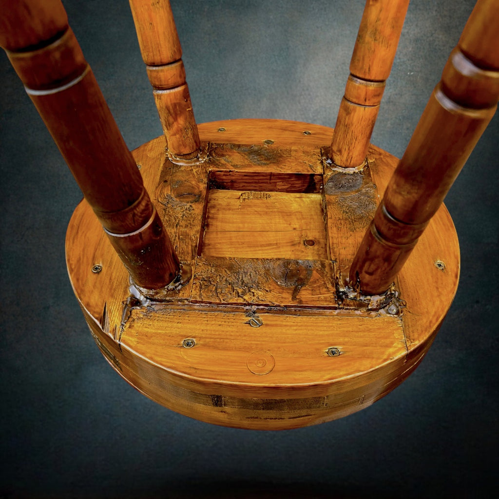 Tabouret Haut Ancien en Bois Massif Pieds Tournés Assise Ronde – Années 50 60
