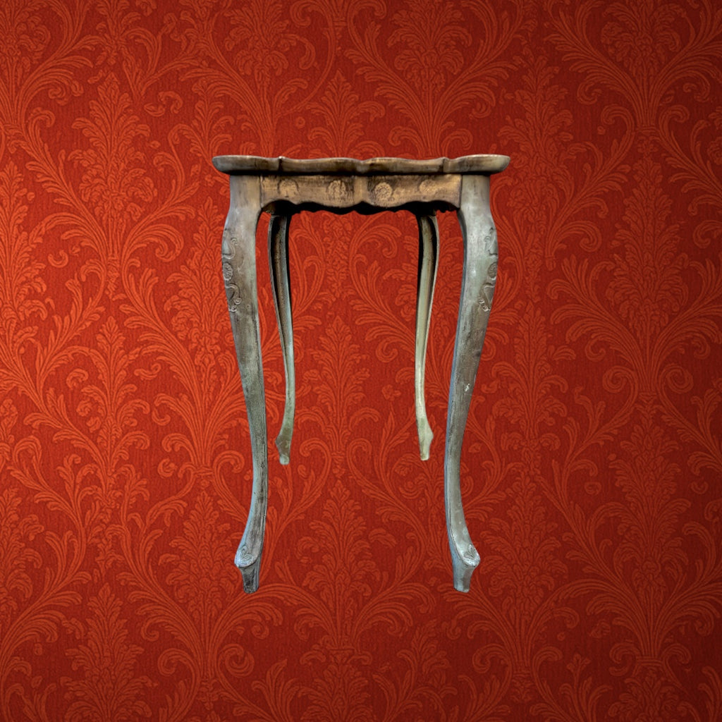 Table d’Appoint Florentine en Résine Moulée Décor Baroque - Années 70