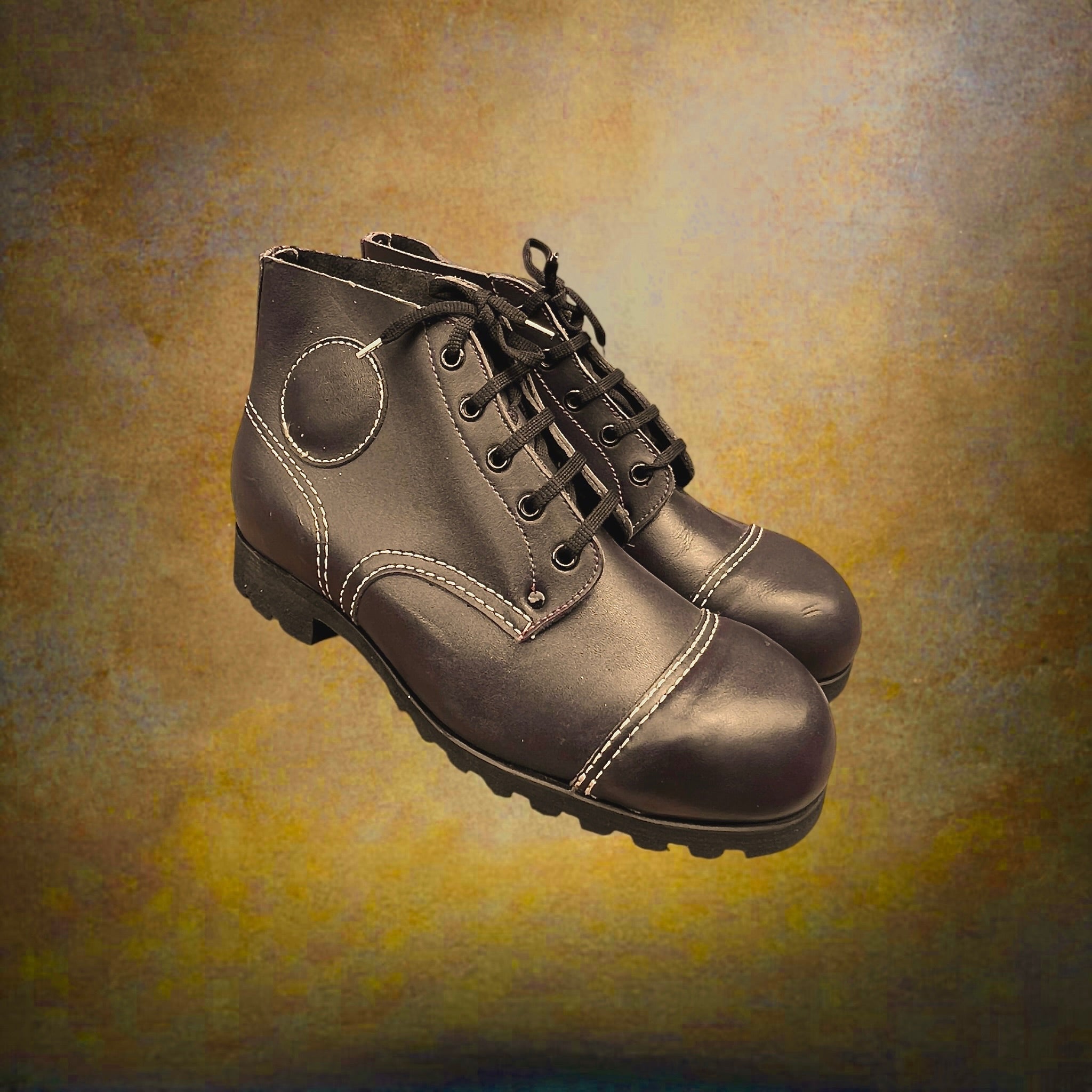 Chaussures CEBO Vintage Deadstock Cuir Marron Tchécoslovaquie Pointure 41 – Années 70