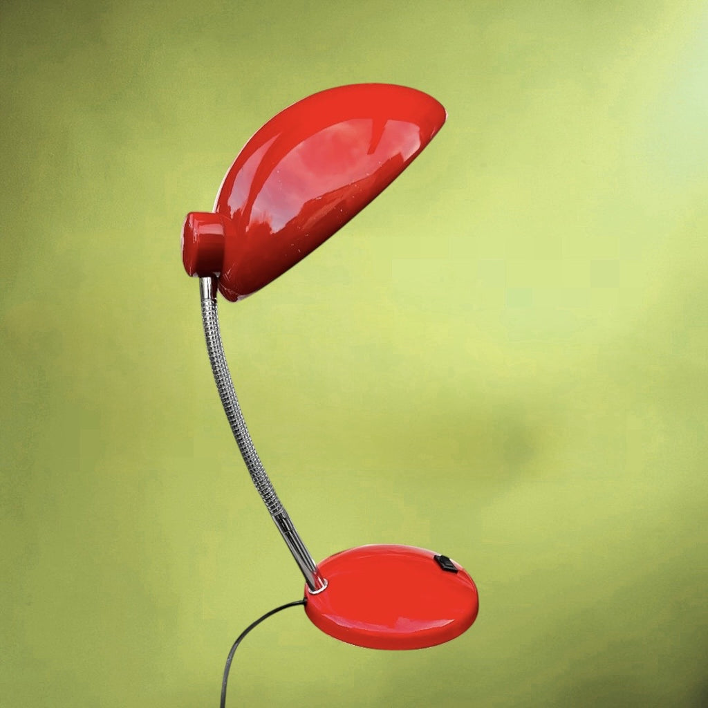 Lampe de bureau vintage rouge – métal laqué – esprit Space Age – années 1960–1970