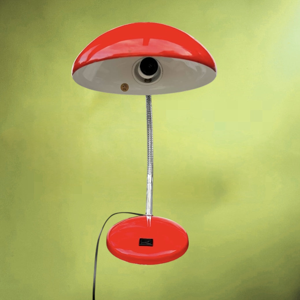 Lampe de bureau vintage rouge – métal laqué – esprit Space Age – années 1960–1970