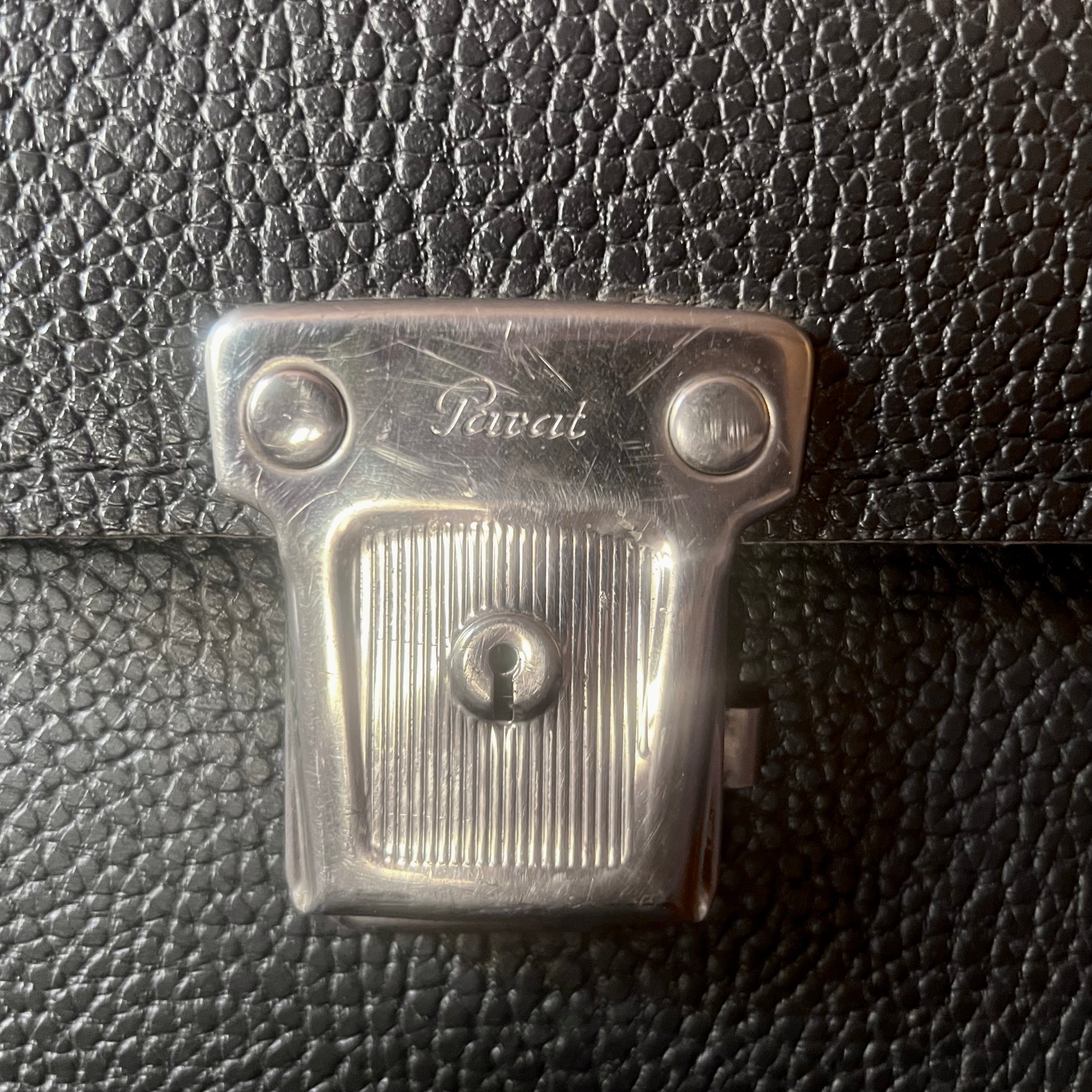 Ancienne Mallette de Travail PARAT en Simili Cuir Noir Grainé Intérieur Vert – Années 60 70