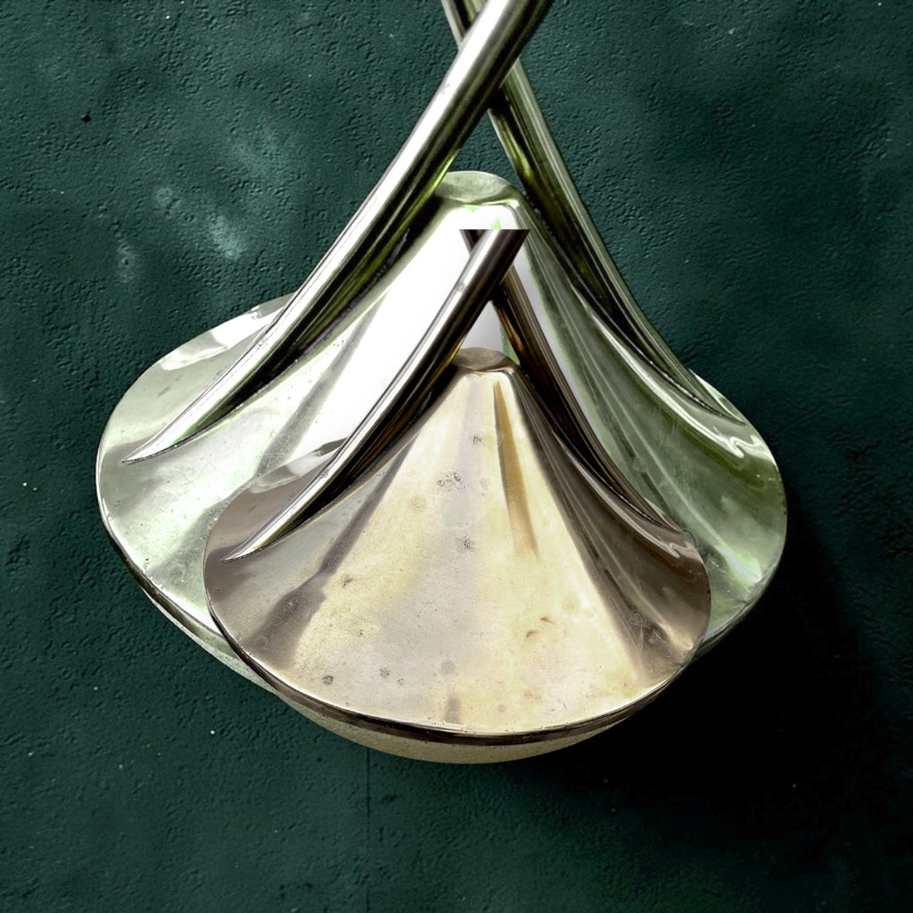 Cendrier sur pied pivotant Space Age Mettawa – aluminium anodisé doré – design hollandais années 60