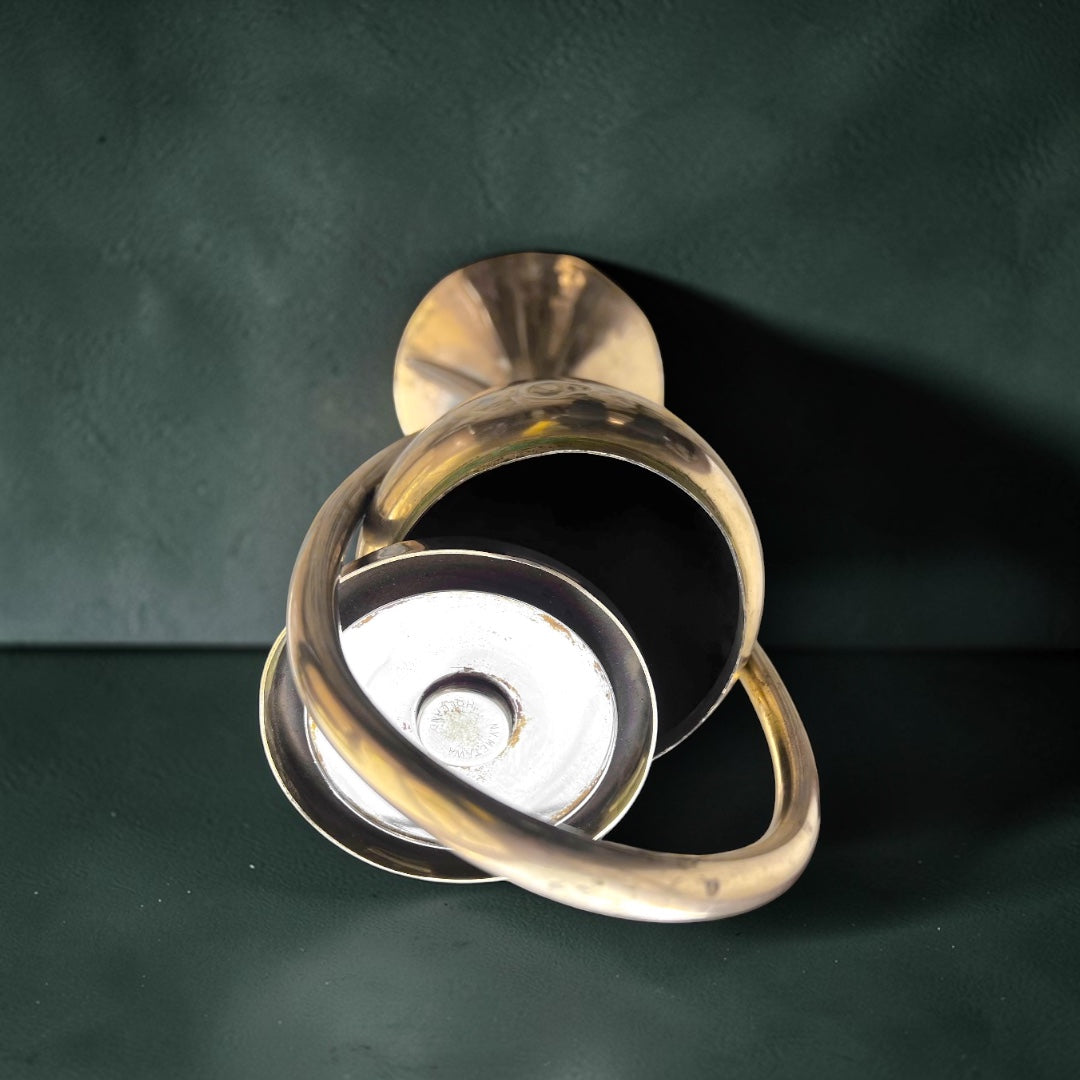 Cendrier sur pied pivotant Space Age Mettawa – aluminium anodisé doré – design hollandais années 60