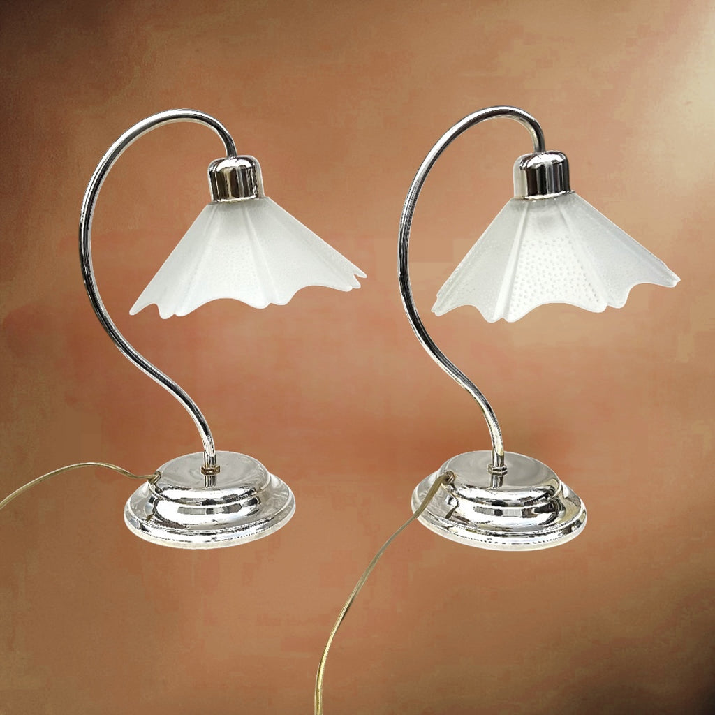 Paire de lampes vintage Massive chrome et verre dépoli texturé – lampes de table design années 80