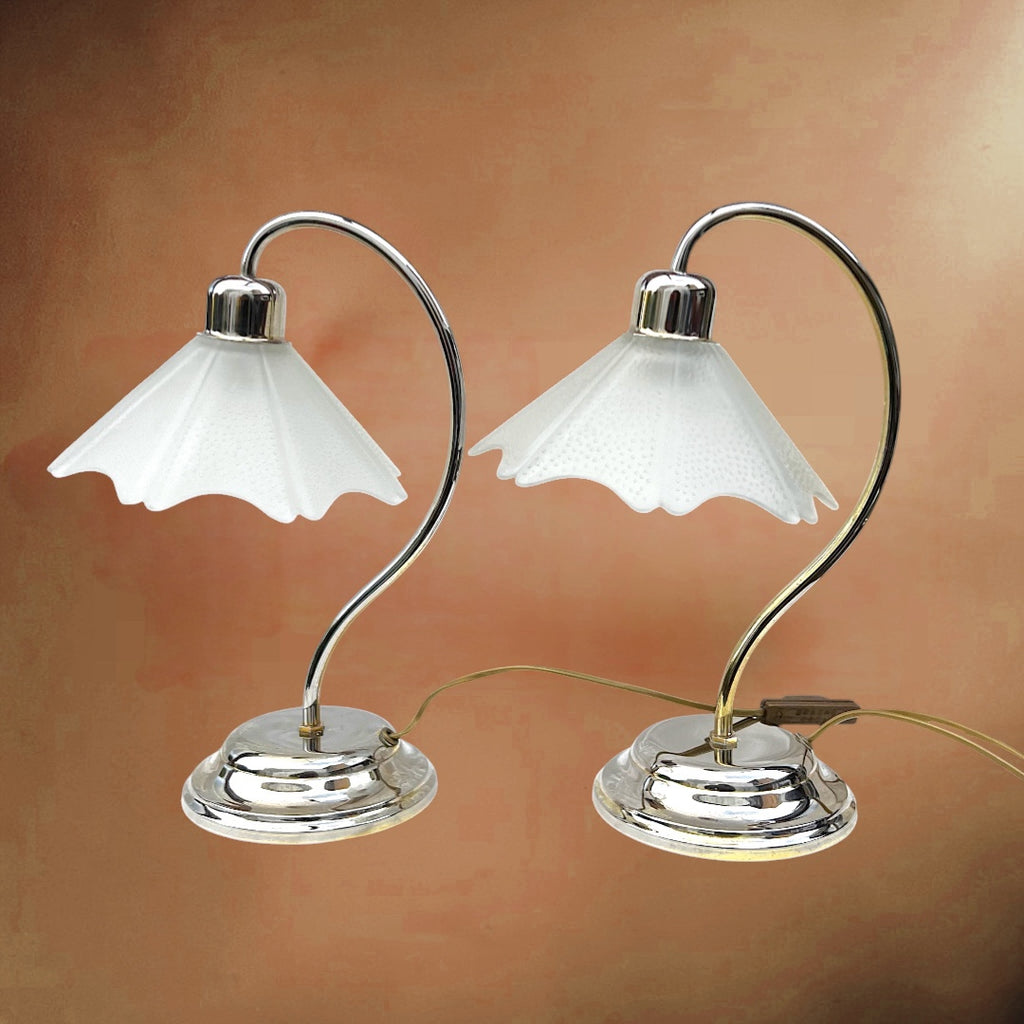 Paire de lampes vintage Massive chrome et verre dépoli texturé – lampes de table design années 80