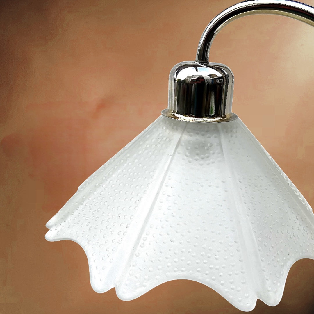 Paire de lampes vintage Massive chrome et verre dépoli texturé – lampes de table design années 80