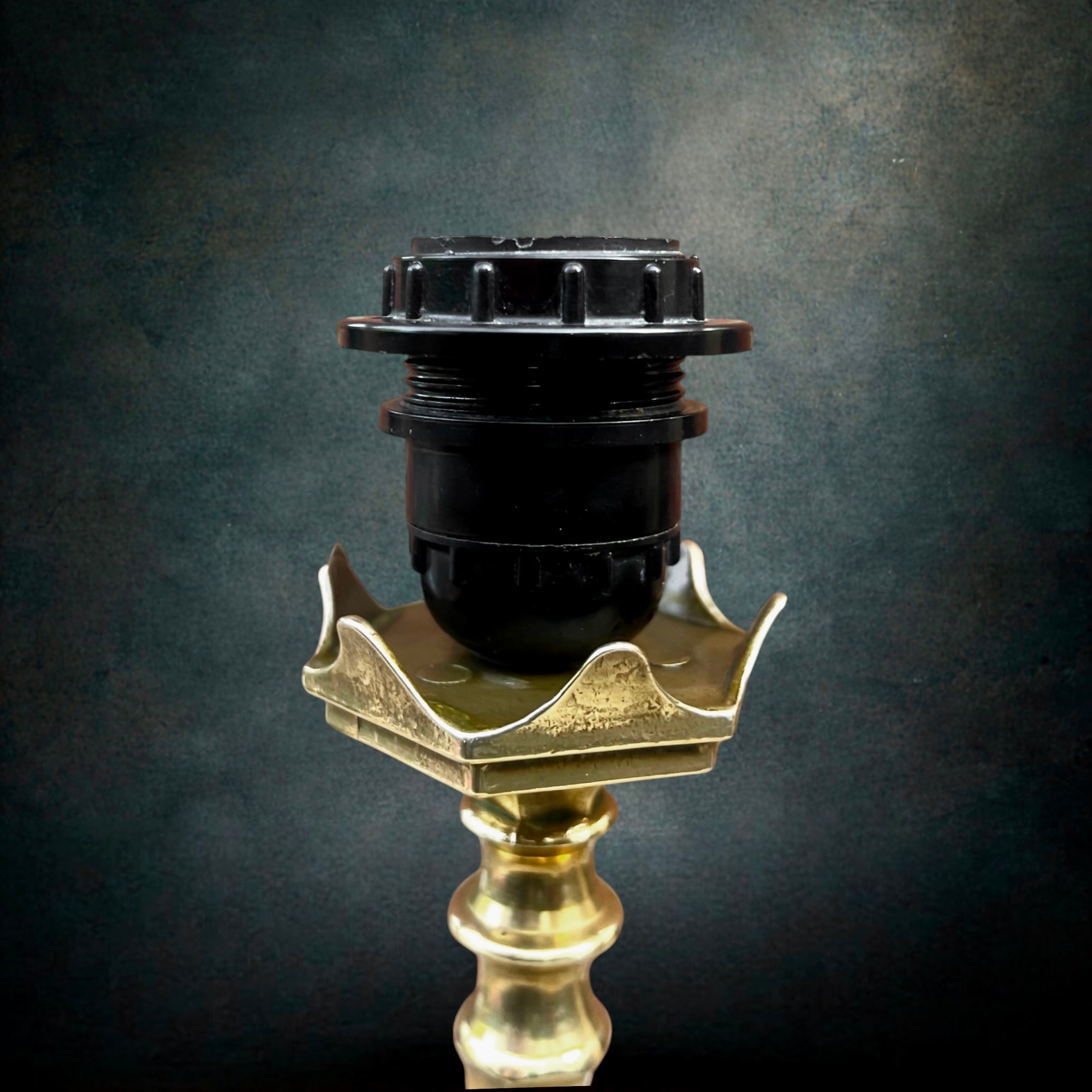 Pied De Lampe Vintage en Laiton Massif Poli Style Bougeoir – Années 50 60
