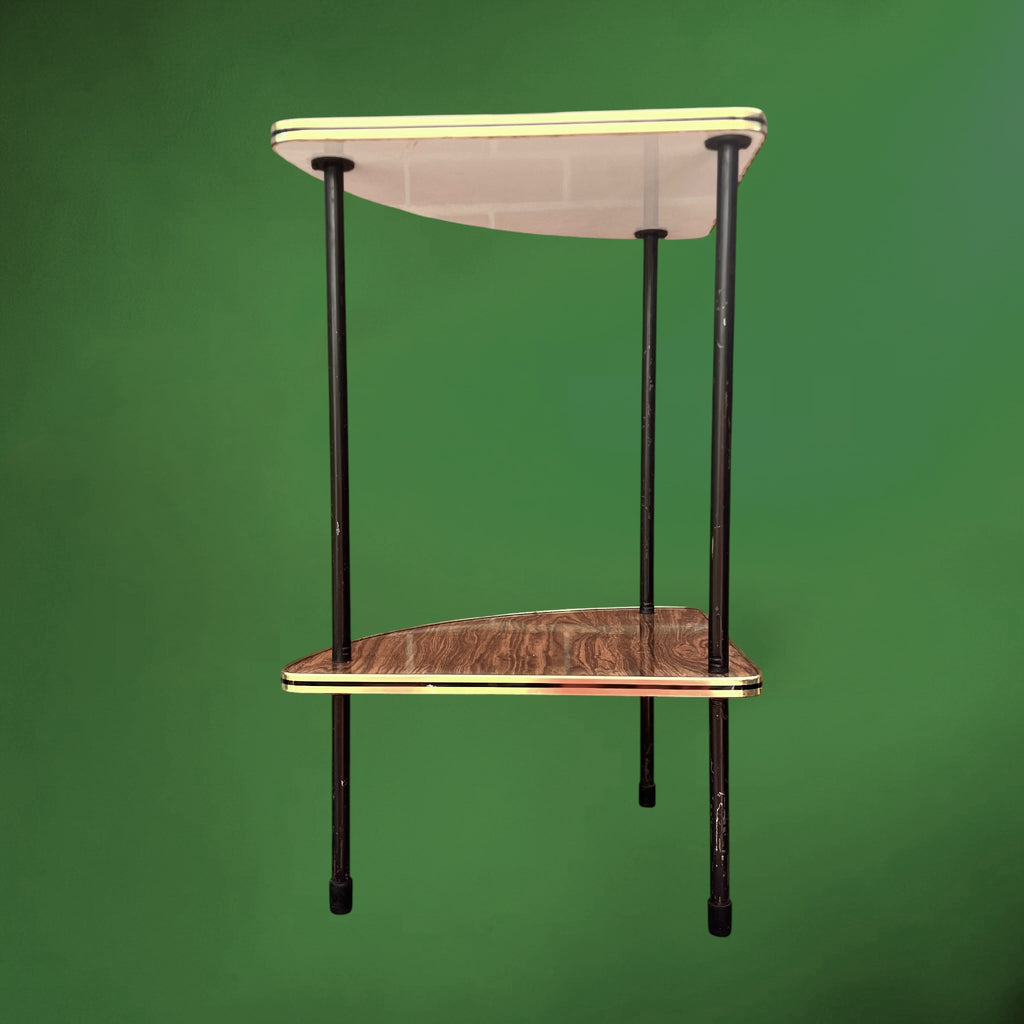 Encoignure Vintage en Formica Imitation Bois Liseré Doré Piètement Métal Noir – Années 50 60
