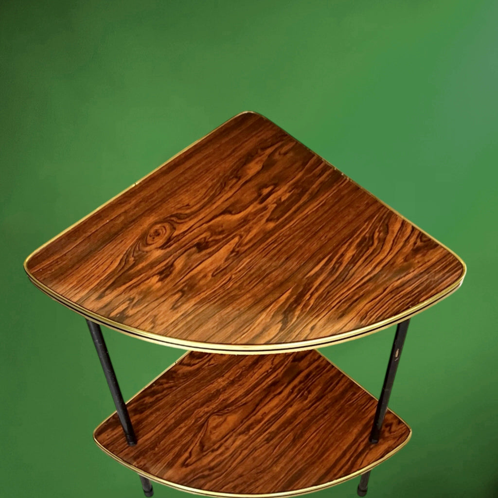Encoignure Vintage en Formica Imitation Bois Liseré Doré Piètement Métal Noir – Années 50 60