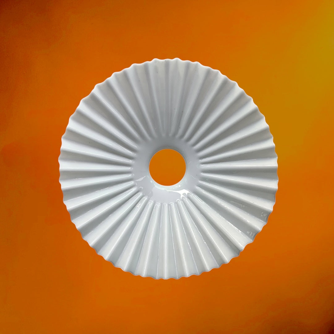 Ancien Abat-jour de Suspension en Opaline Blanche Plissée, Forme Mouchoir – Années 50-70