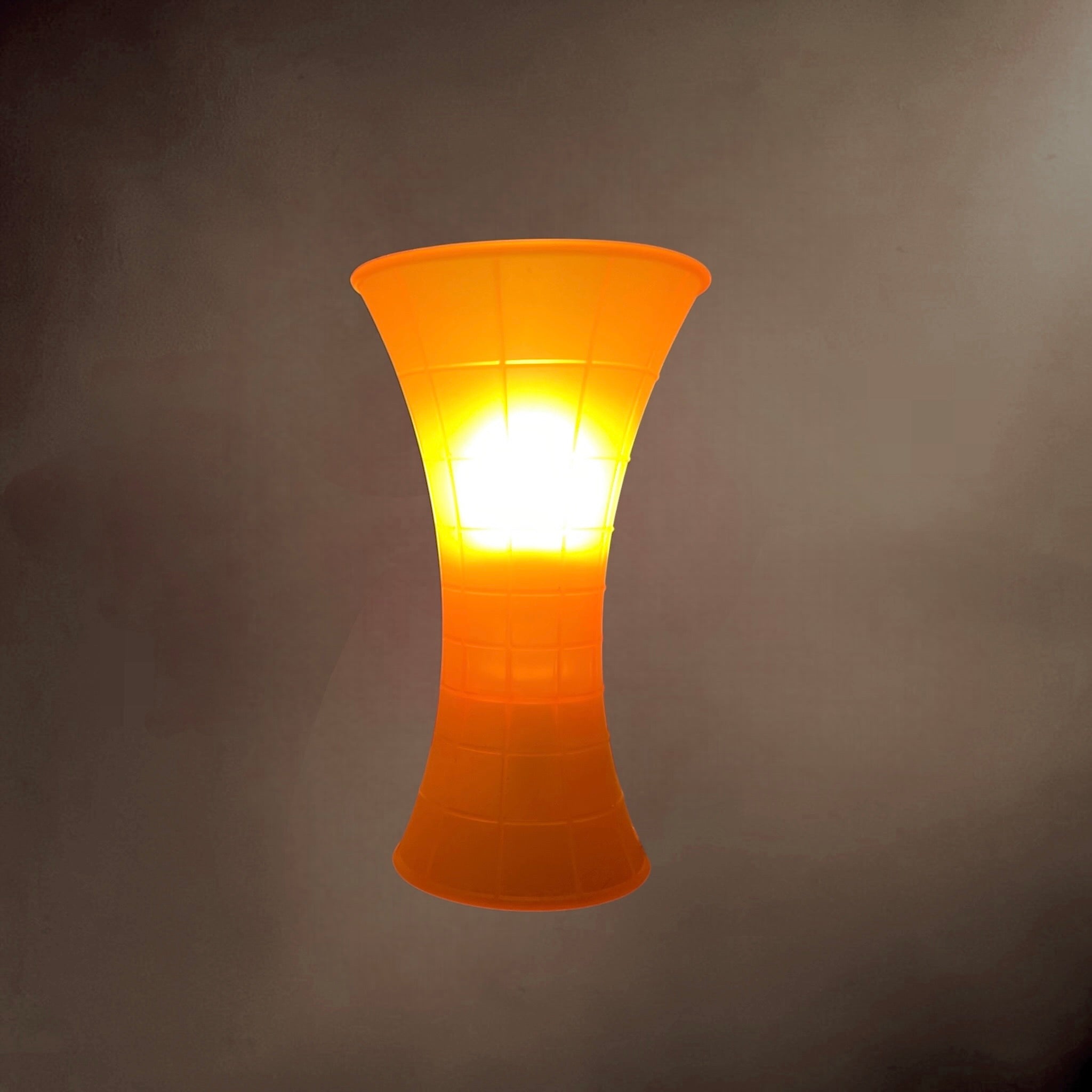Lampe de Table Birzì D58 Luceplan Orange Silicone Souple – Design Fassina et Forcolini Italie 2004