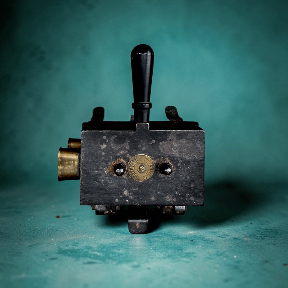 Ancien gaufrier électrique Calowatt – fonte et Bakélite – années 1930-1940
