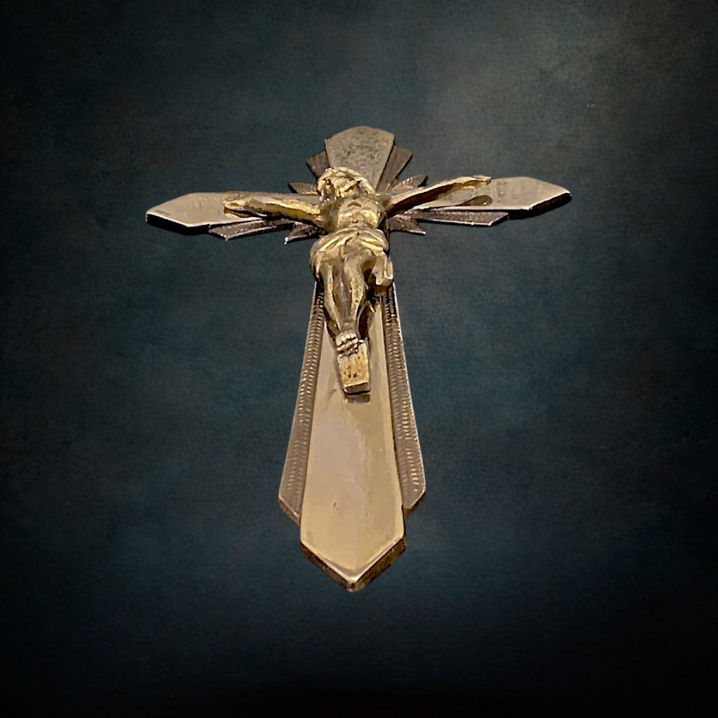 Crucifix Mural Will En Cuivre Massif Ciselé Doré, Fabrication Belge – Années 50