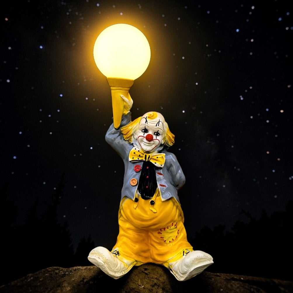 Grande lampe clown vintage en plâtre moulé – globe opalin – années 70