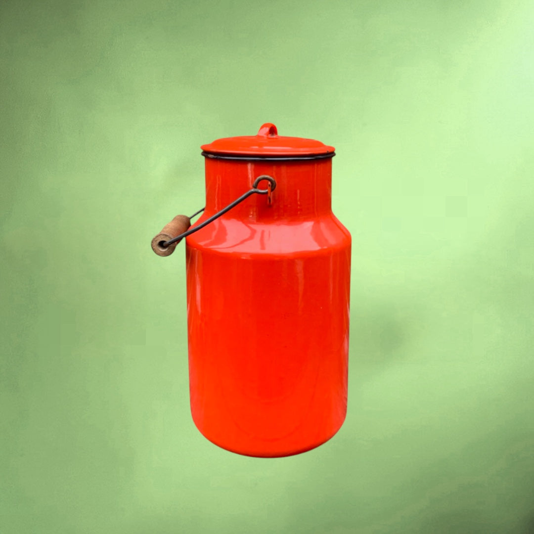 Bidon à Lait Ancien en Tôle Émaillée Rouge Années 50 60