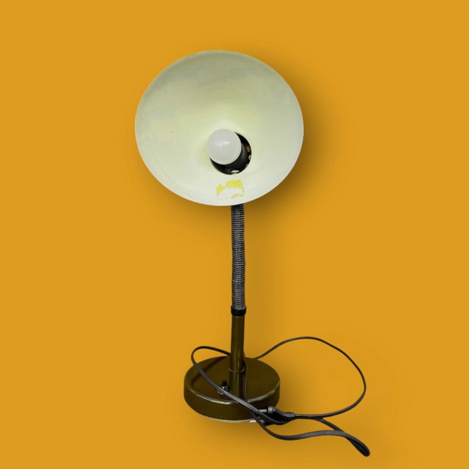 Lampe de bureau vintage MASSIVE – Belgique – années 1970 Marron profond – flexible noir gainé