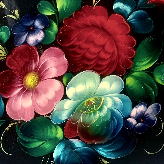 Plateau en Tôle Émaillée Noire à Décor Floral Peint à la Main - URSS – Années 70-80