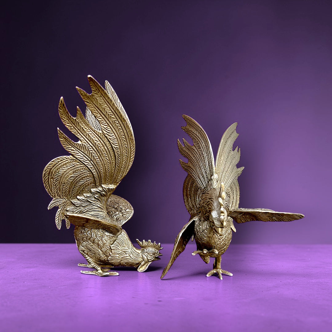 Couple de coqs vintage en métal – sculptures décoratives coqs combattants – années 1960