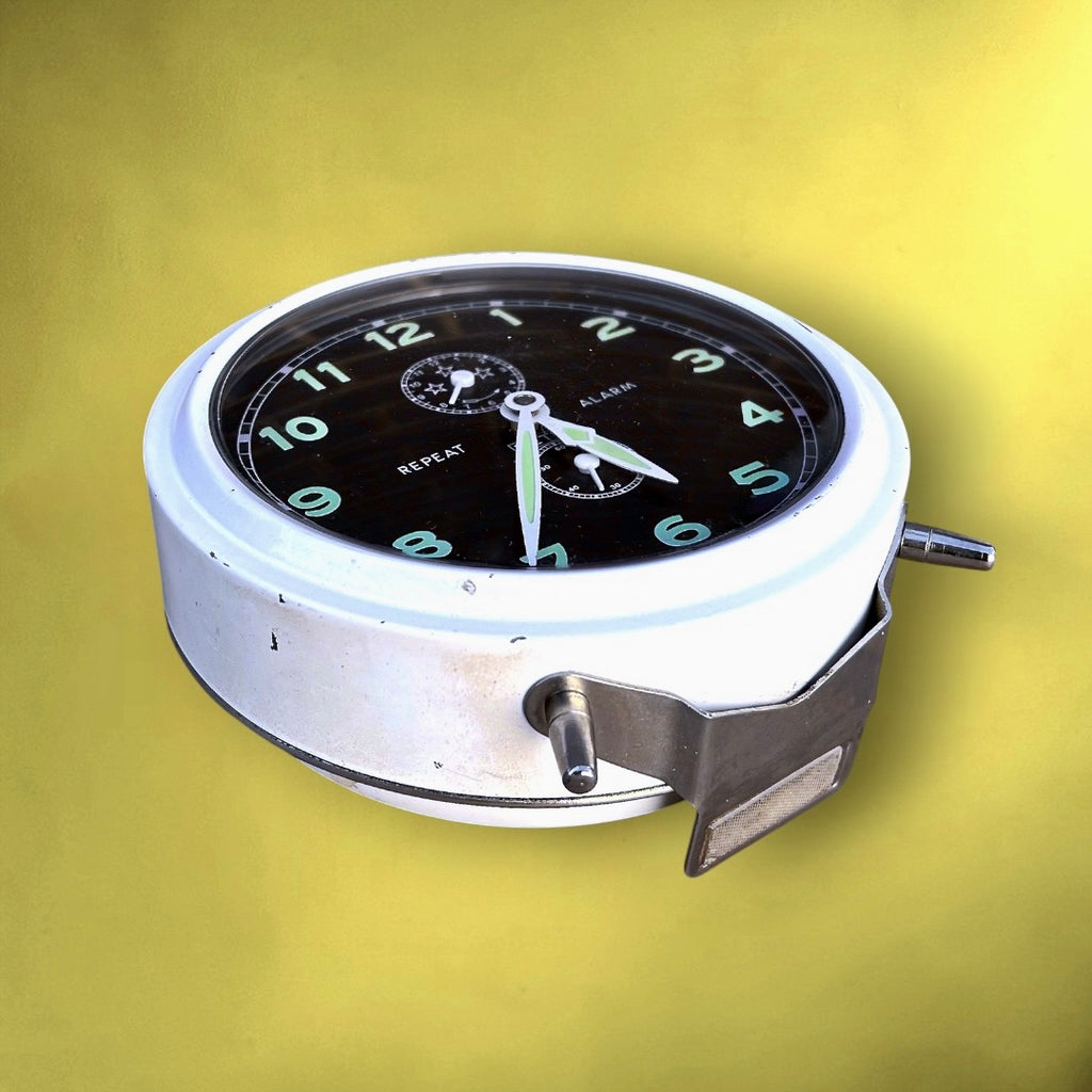 Réveil mécanique vintage Peter 3 étoiles luminous repeat alarm – réveil allemand années 60-70