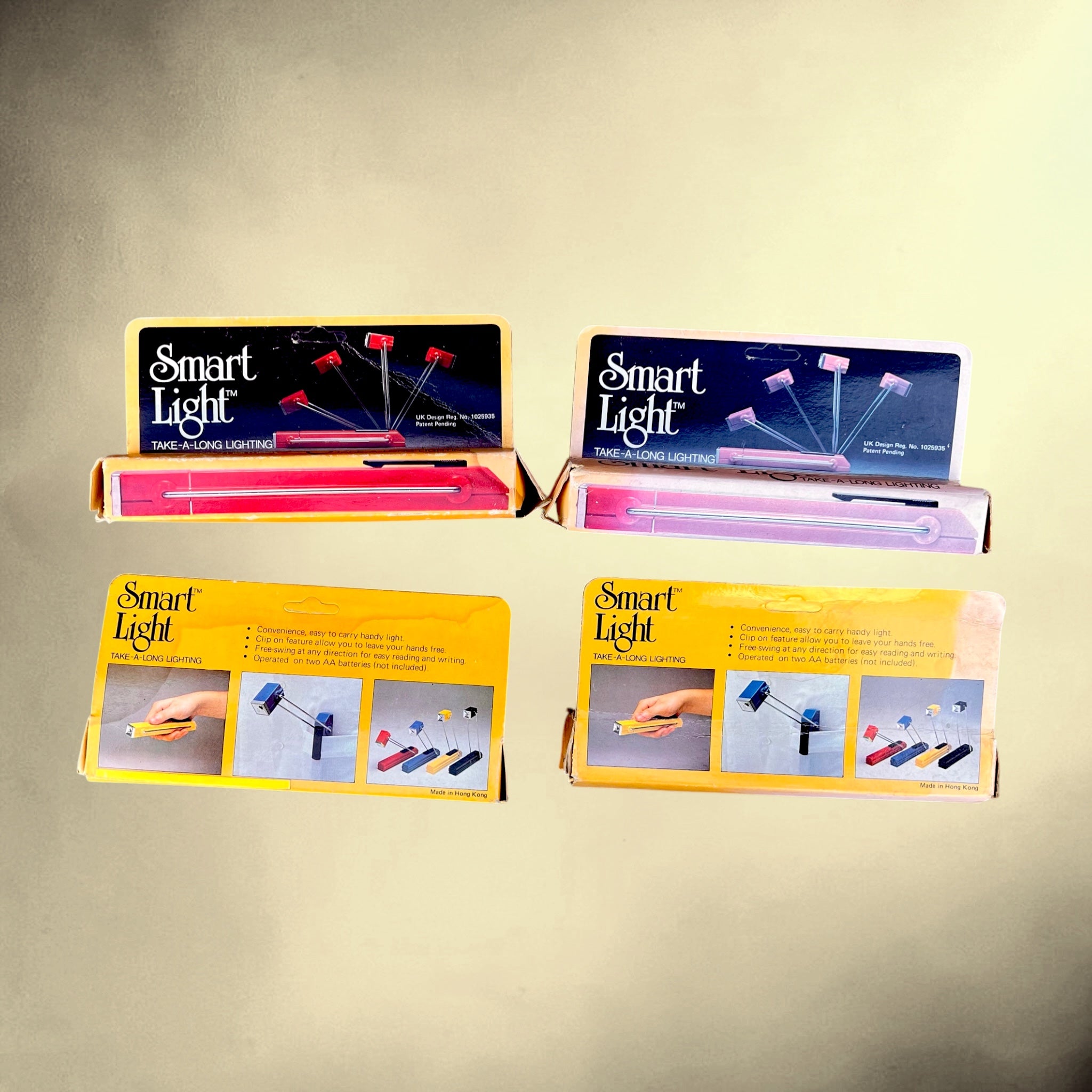 Lot de 4 lampes portables Smart Light – lampes de lecture pliables design années 80 – Hong Kong