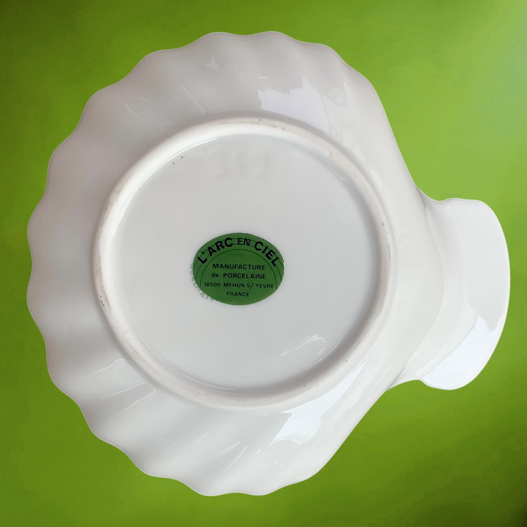 Six Coupelles Coquille en Porcelaine L’Arc-en-Ciel Décor Fruits de Mer – Années 90-2000