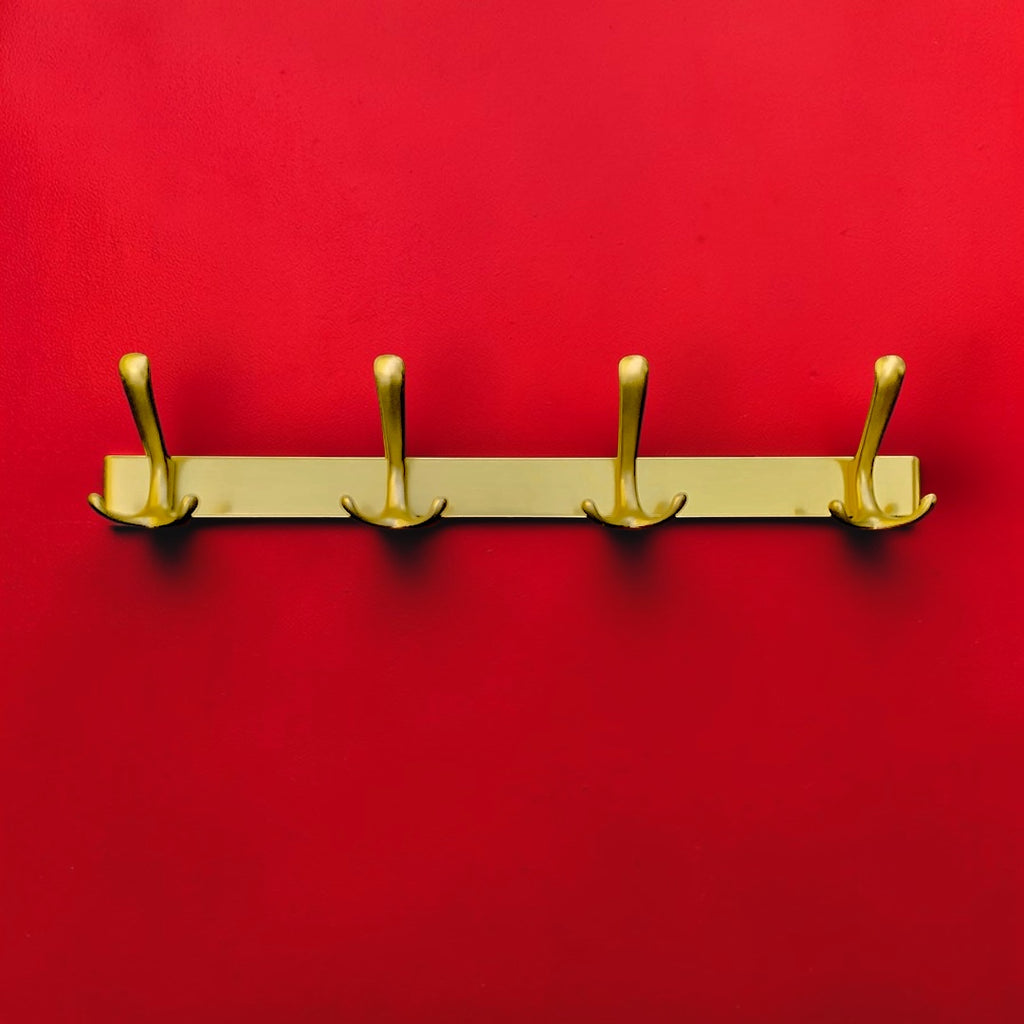 Portemanteau mural vintage en aluminium anodisé doré – 4 patères – années 1960
