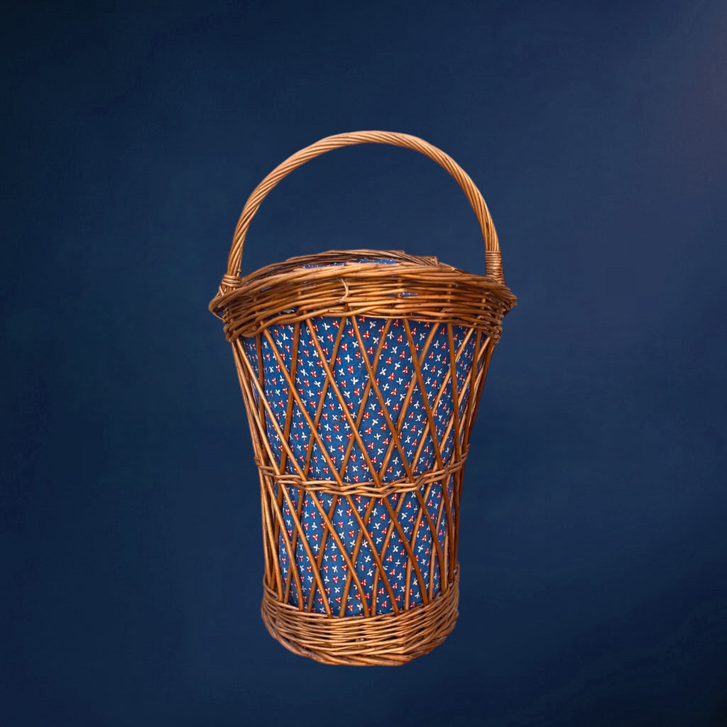 Grand Panier à Ouvrage en Osier Doublé de Tissu Fleuri Bleu - Années 50-60