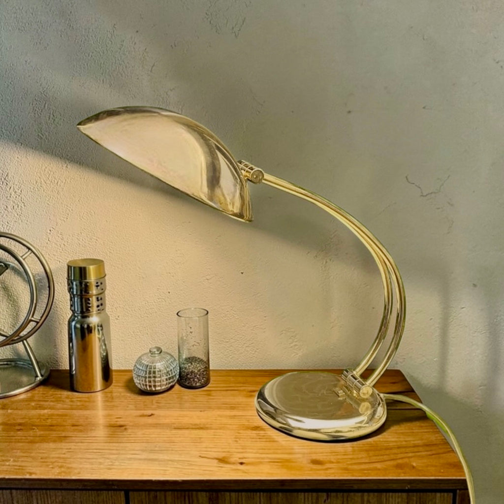 Lampe à poser Massive – design Space Age UFO – Belgique, années 1970