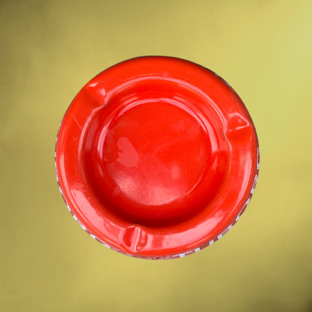 Cendrier Publicitaire Tuborg en Métal Émaillé Rouge – Années 1950