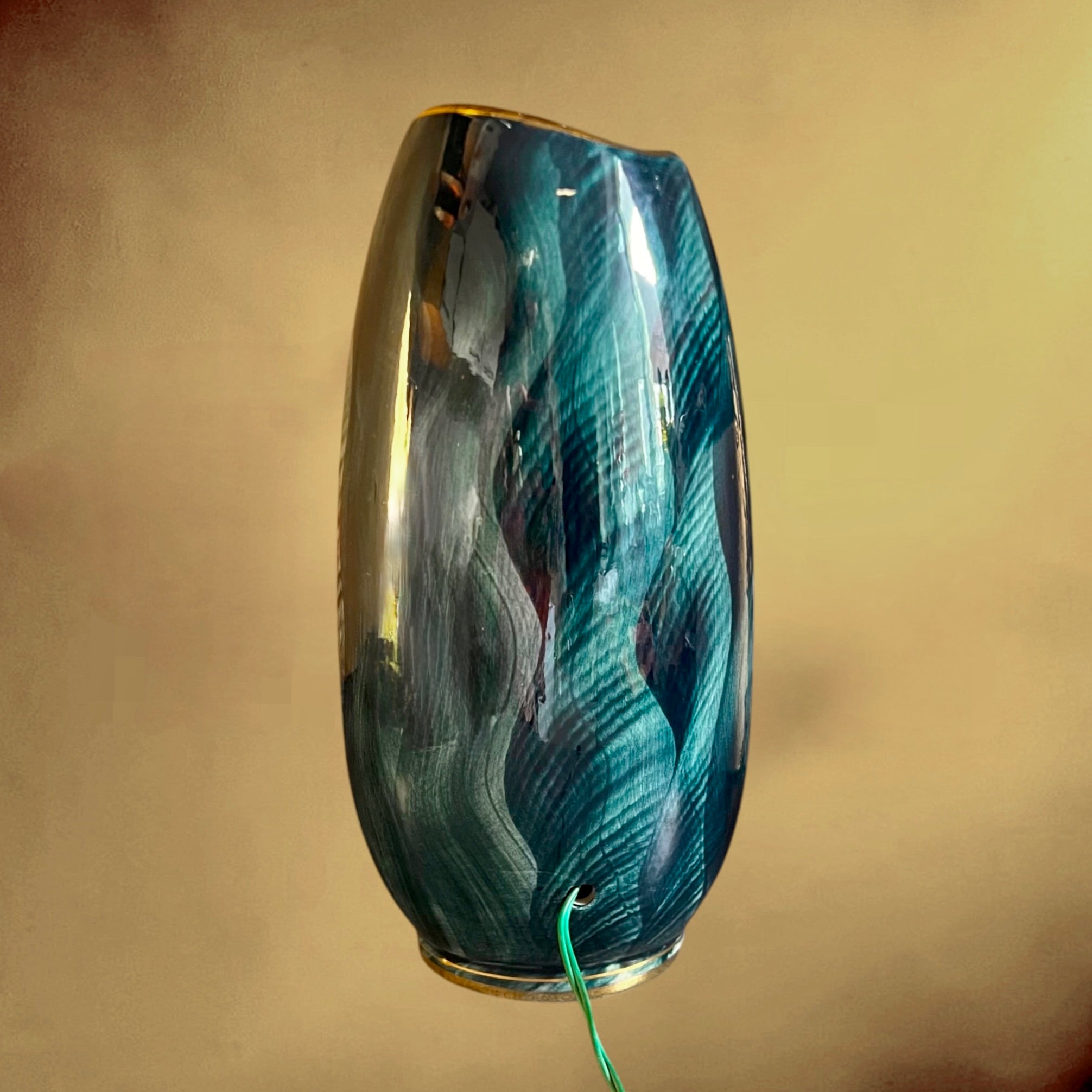 Lampe de chevet religieuse vintage Bequet Quaregnon années 50 céramique émaillée irisée communiant