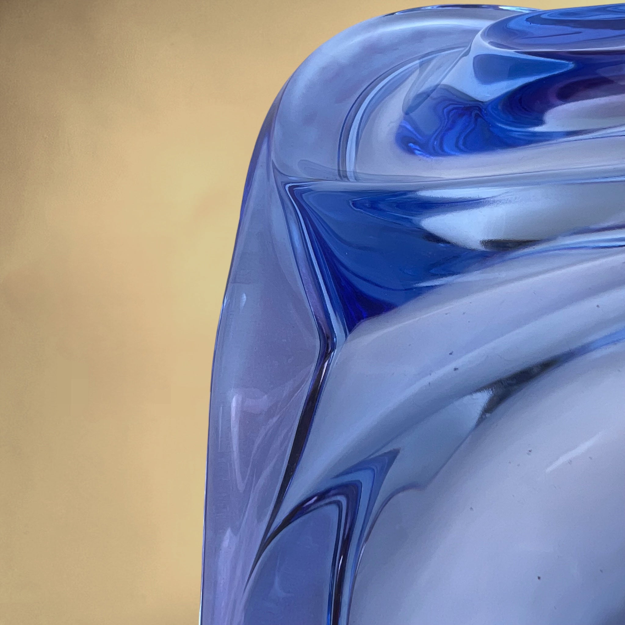 Coupe Waltherglas en Verre Bleu et Lilas – Années 1980