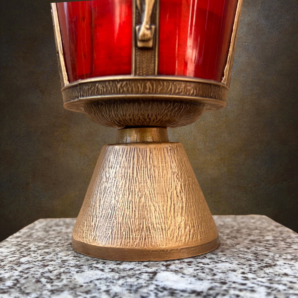 Lanterne Funéraire à Crucifix, Cuve Rouge et Socle en Granit – Années 1960-70