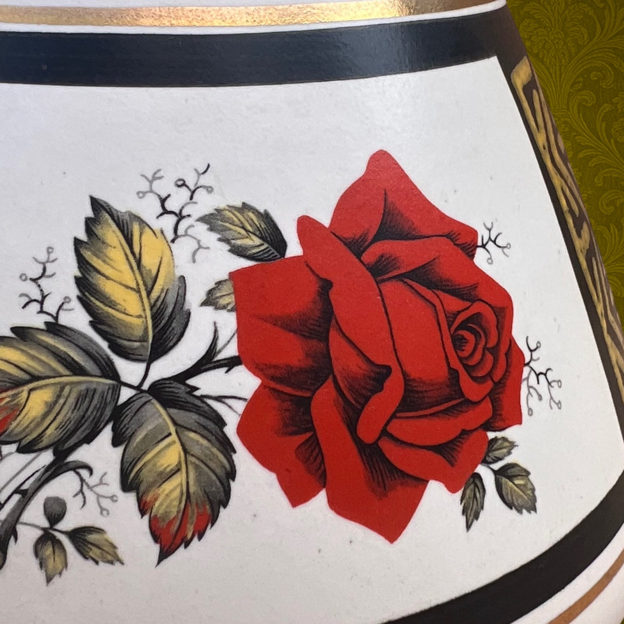 Vase Dümler &amp; Breiden en Céramique à Décor de Roses Rouges – Années 1960