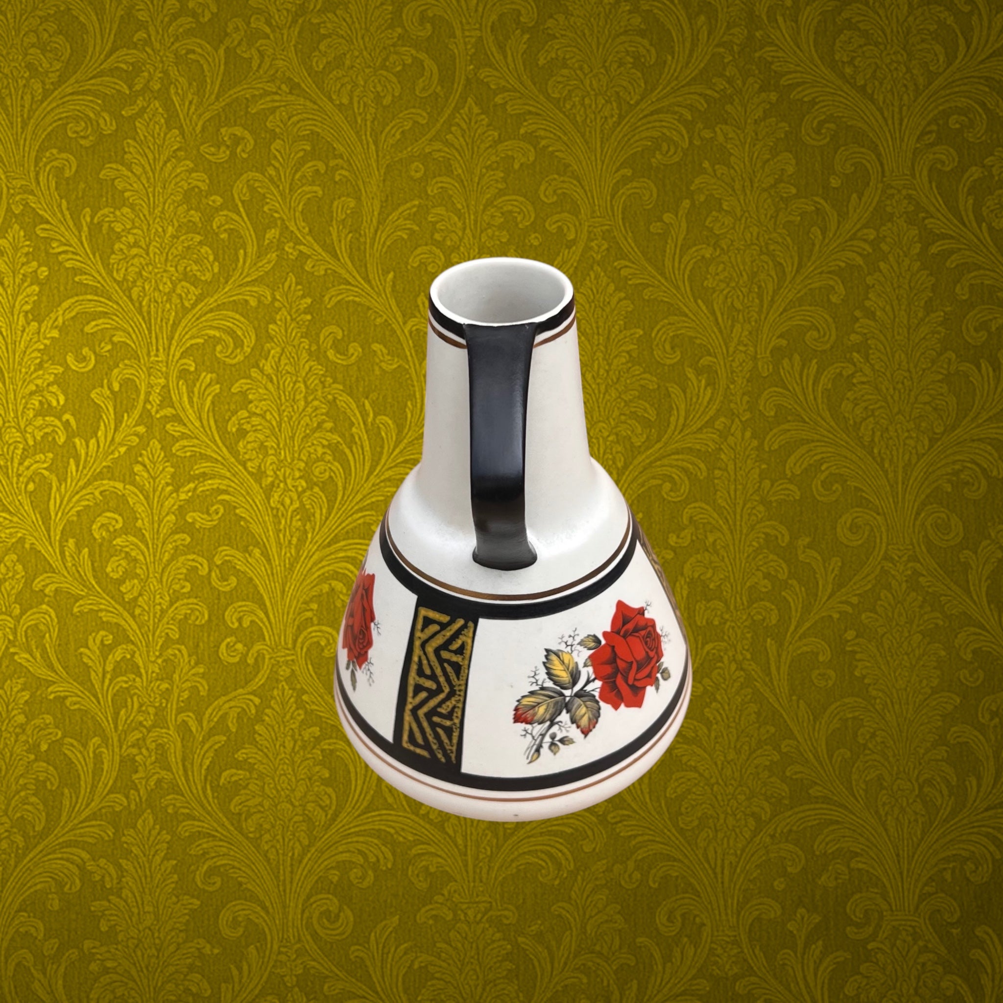 Vase Dümler &amp; Breiden en Céramique à Décor de Roses Rouges – Années 1960