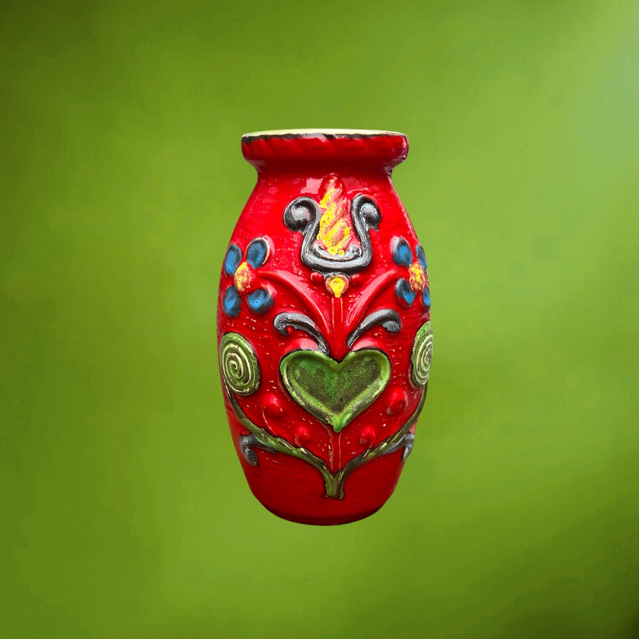 Vase Bay Keramik Rouge à Décor Floral en Relief – Années 60-70