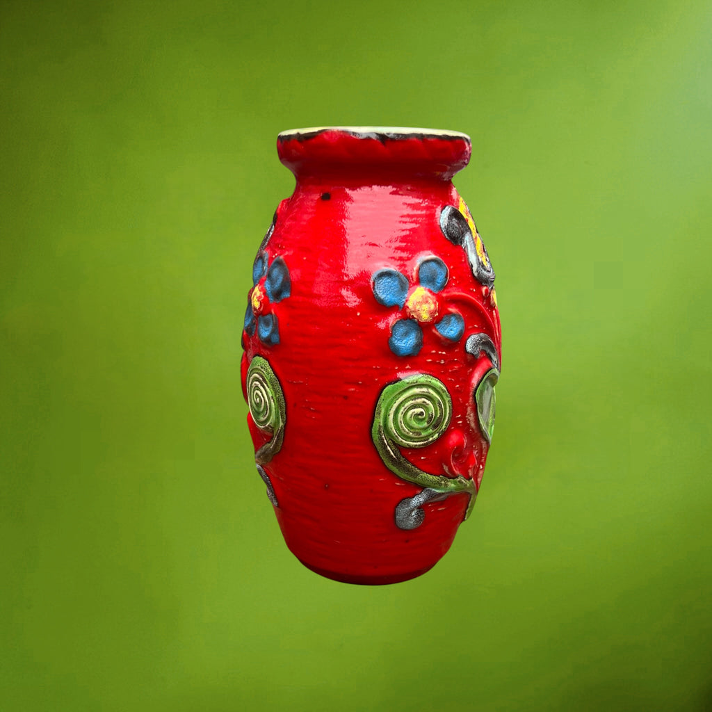 Vase Bay Keramik Rouge à Décor Floral en Relief – Années 60-70