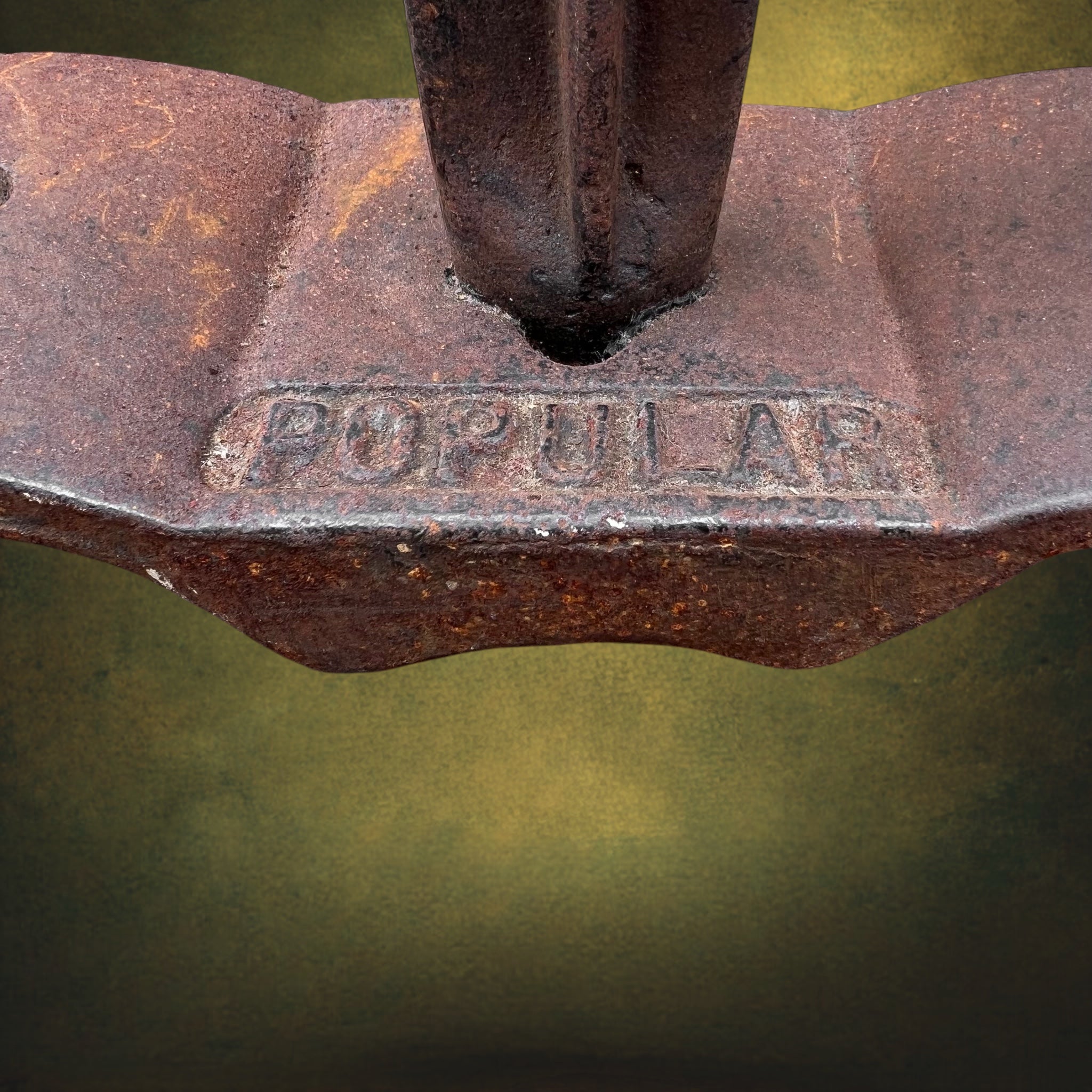 Ancienne Enclume de Cordonnier en Fonte Marquée Popular – Première Moitié du XXe Siècle