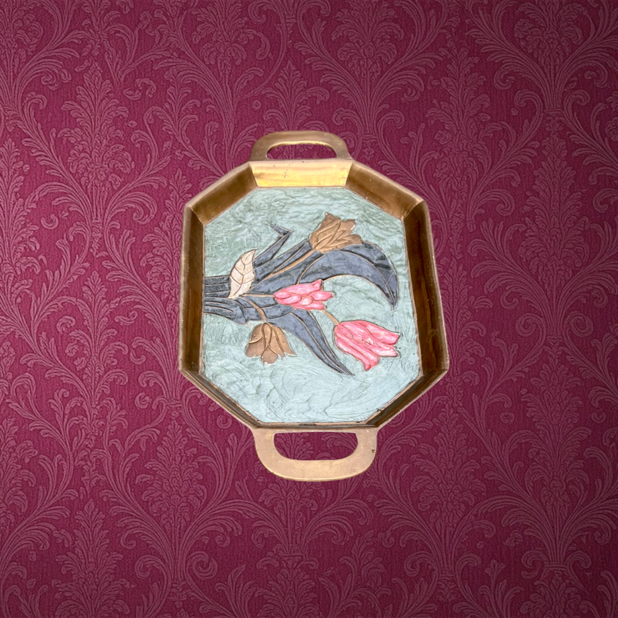 Petit Plateau en Laiton Cloisonné à Décor Floral Émaillé– Années 60