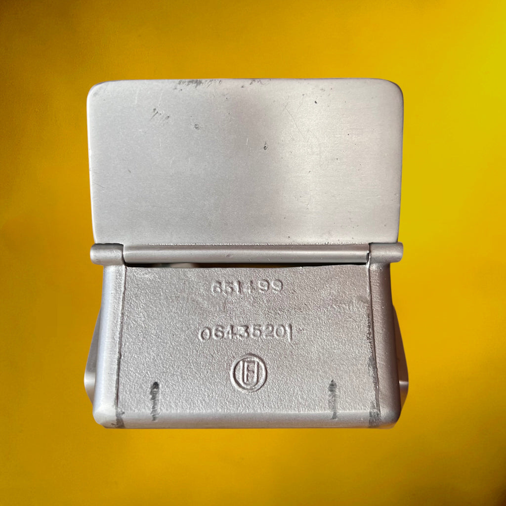 Ancien Cendrier Basculant de Wagon SNCF en Aluminium – Années 60-70