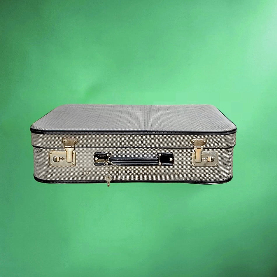 Valise vintage carton gainé noir et blanc années 50 avec clé bagage ancien