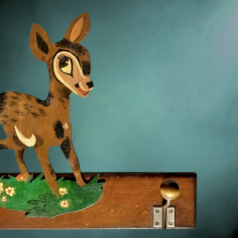 Ancien Portemanteau Mural pour Enfant au Faon Peint – Années 1950-1960