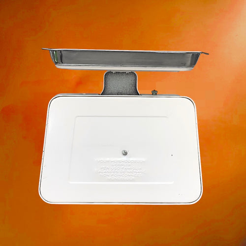Balance de cuisine vintage Stube en métal laqué blanc – Allemagne – années 1960