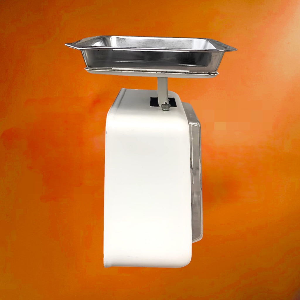 Balance de cuisine vintage Stube en métal laqué blanc – Allemagne – années 1960