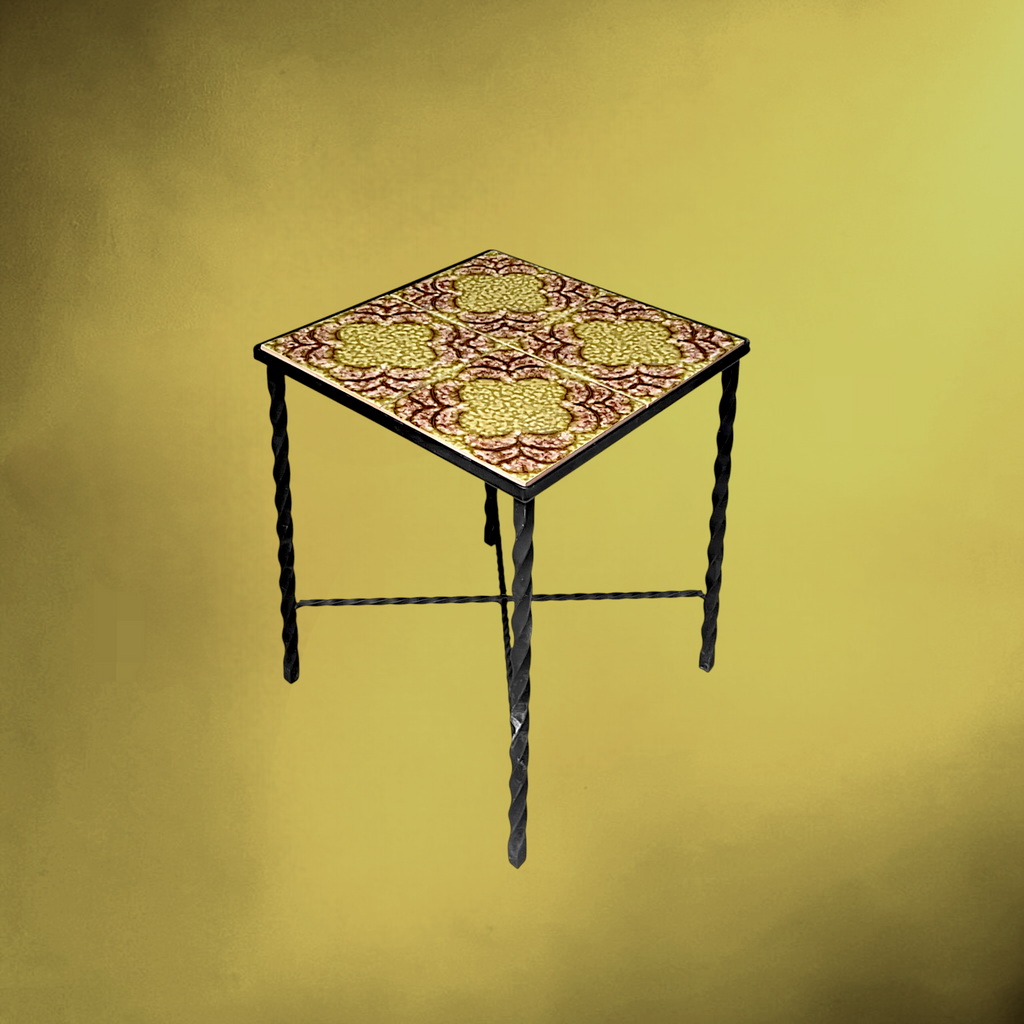 Table d’Appoint en Fer Forgé et Céramique – Années 1960-1970