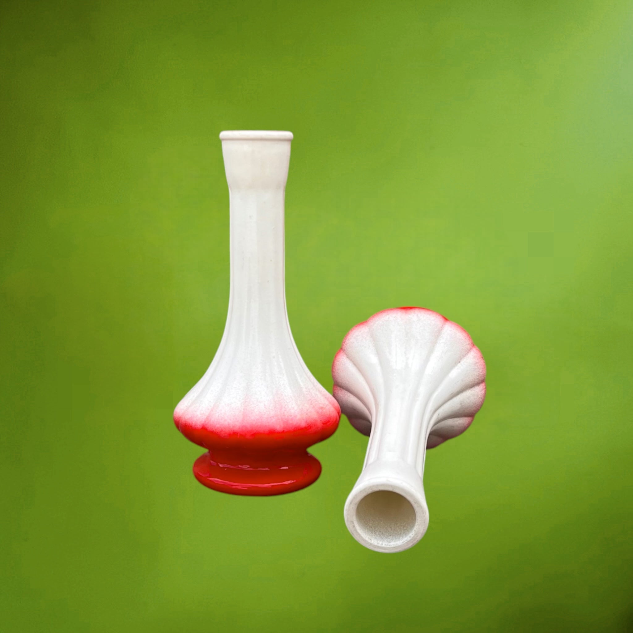 Paire de Vases en Verre Peint Blanc et Rouge – Années 1960-1970