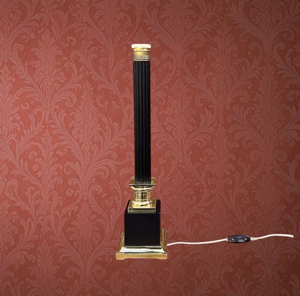 Lampe De Table Vintage À Colonne Noire Et Laiton Doré, Abat-Jour Ivoire – Années 60