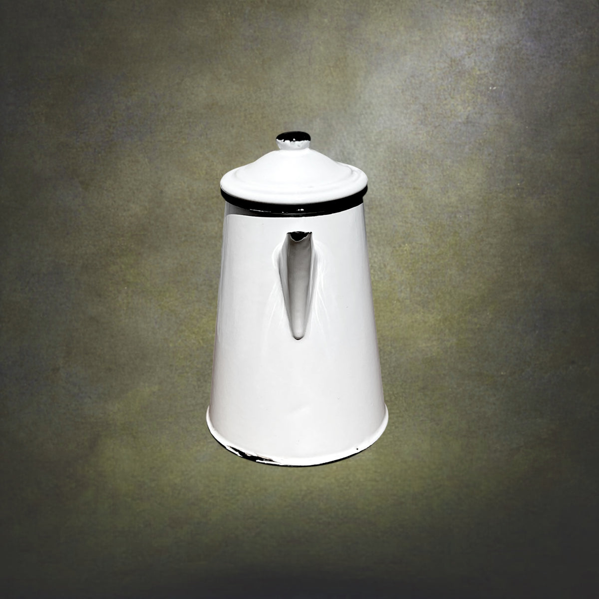 Cafetière Ancienne en Tôle Émaillée Blanche et Noire – Années 50